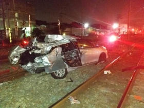 自強號撞小客車案大逆轉！台鐵原稱女駕駛搶快 今承認是平交道柵欄故障所致