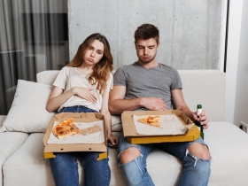 吃飽了別說 I have enough.