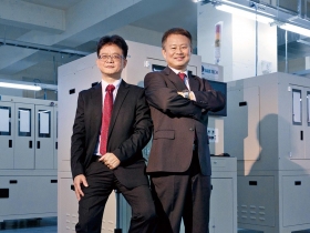 技術衝在對手前端  惠特兩路拚獲利