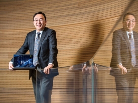 他將病患數據當油礦  建立精準醫療基礎