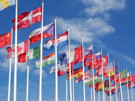 景氣「微復甦」下的機會與風險 2013全球經濟 大預言