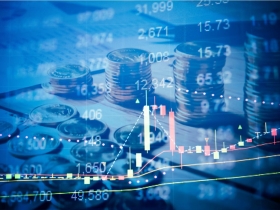 全球債搭新興股票  攻守兼備