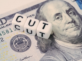 美聯準會意外降息4碼...近乎0利率　啟動7000億美元QE計畫