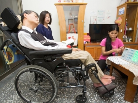 病人發聲》漸凍人袁鵬偉  用眼睛寫出的遺囑 請不要急救，那是對我最大的慈悲