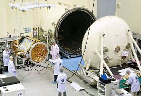 首枚MIT衛星風光發射  傳回影像卻模糊不清 砸56億淪太空垃圾？福衛五號敗因追蹤