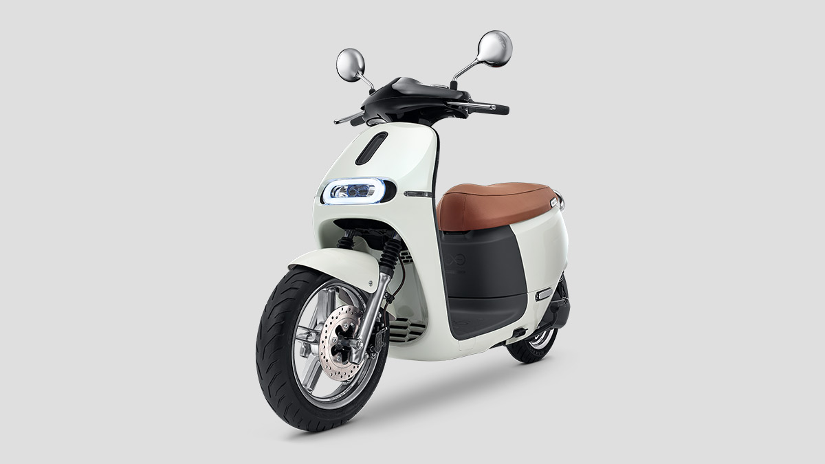 電動機車大戰開打？三雄祭出方案搶市