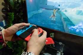 破美國遊戲機史銷售記錄 網友：任天堂Switch是遊戲機的未來