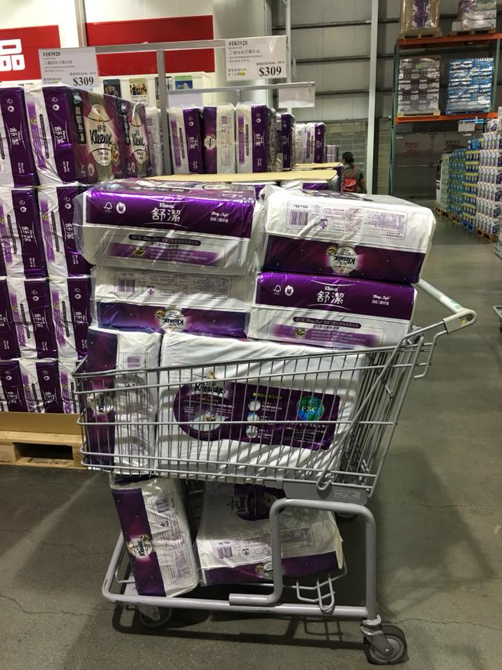 衛生紙之亂後好市多每串反降60元無限量 網友：之前搶心酸的？