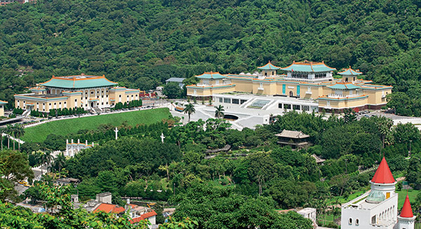 北京嗆翠玉白菜、肉形石只是「三級品」 台北故宮霸氣回應