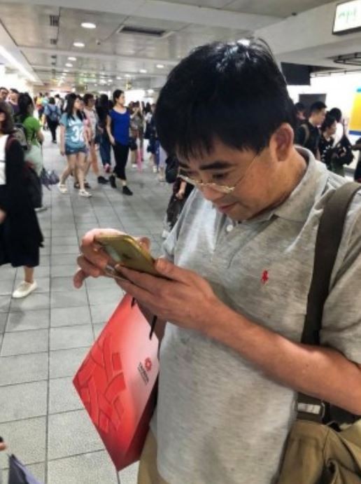 疑捲入捷運站偷拍事件 國發會副主委邱俊榮請辭獲准