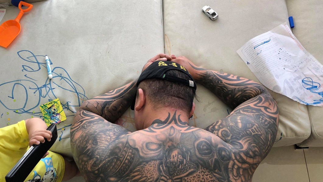 擊倒他的勇者出現！館長崩潰：人生成就get 