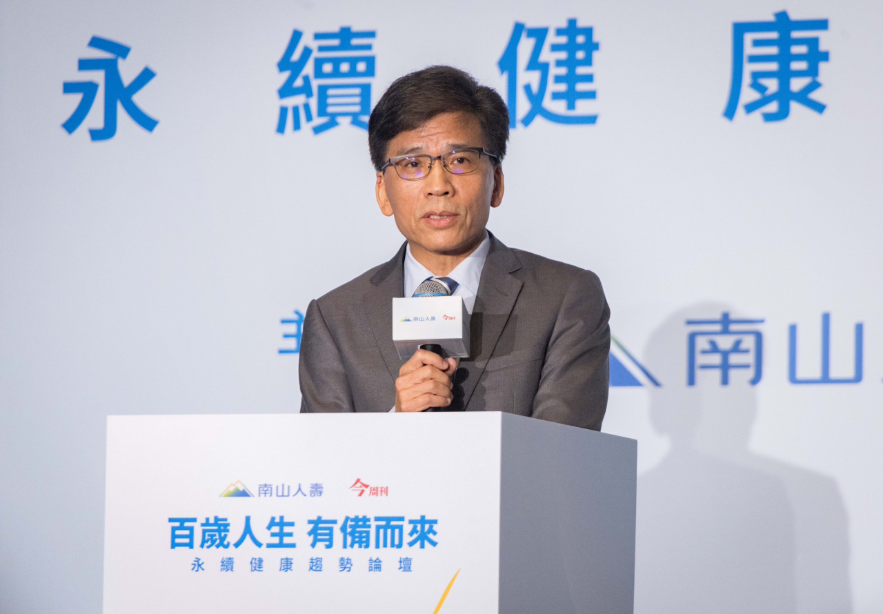 百歲人生論壇》均老社會來了！彭金隆喊觀念翻轉：買保單是希望不生病「不是圖理賠」金融服務空間還很大