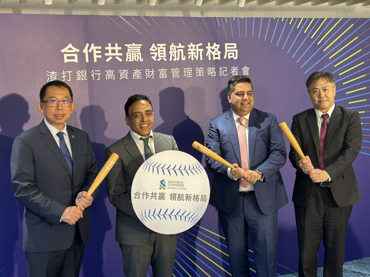 別再只投資美國！美元走弱恐讓不確定性拉高，渣打：投資兩大方向「大震盪來臨才能守住資產」