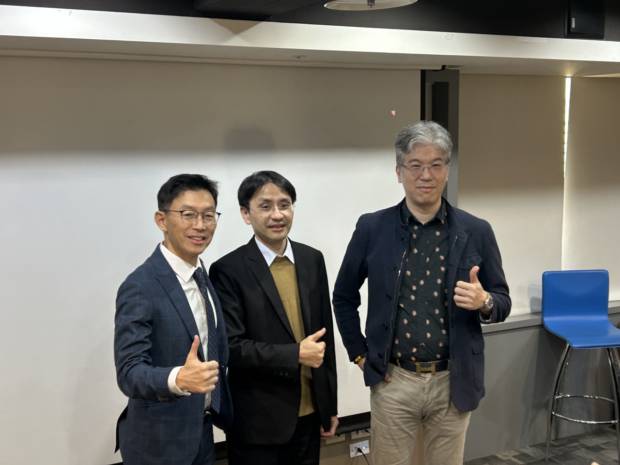 AI泡沫何時來…當Gemini超車ChatGPT，軍備競賽進入尾聲！他點2科技廠「沒肌肉」壓力爆大