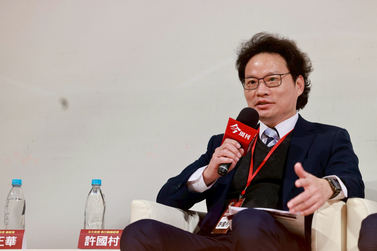 台股明明一直創高，手上股票卻沒動…AI行情「不會泡沫」能跟上車？元大投信：先問你花錢買AI了沒