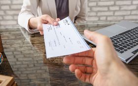 不只台灣慘兮兮  全球薪資成長跌落海嘯以來最低點