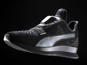 Nike、Puma推自動綁鞋帶球鞋！一雙破萬，靠「這個」調鬆緊