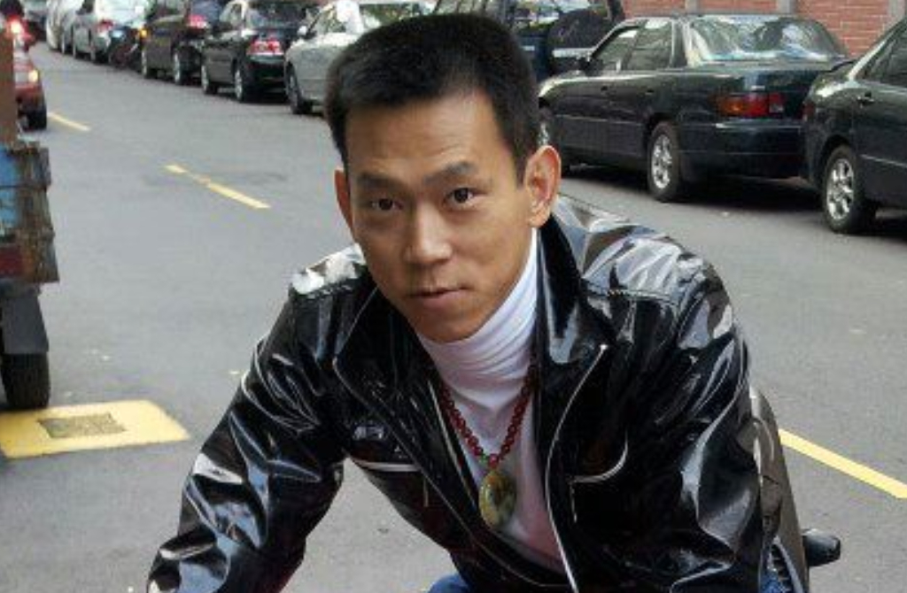 顏正國肺腺癌4期「拔管離世」⋯2周前還飛天津旅遊，最後貼文和粉絲互動！《好小子》50歲人生嘆息中落幕