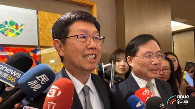 川普關稅策略奏效？鴻海攜手軟銀在美推動AI資料中心計畫、電電公會擬赴美設科技園區