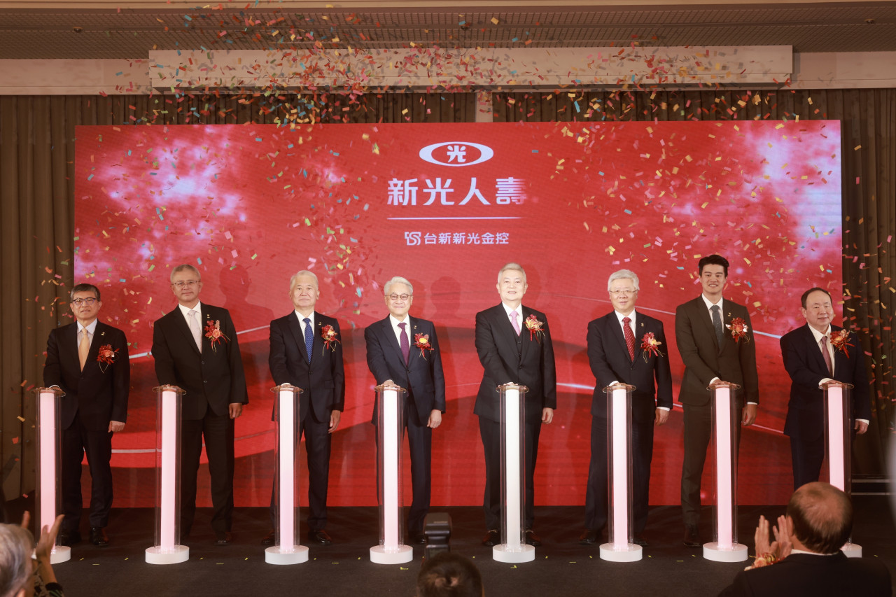 台新人壽、新光人壽合併完成，總資產近4兆元！董座魏寶生：開年首日中午前收進百億保費