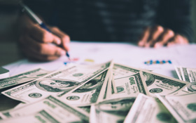 《斜槓的50道難題》創業需要投入巨大的資本？燒錢其實是迷思