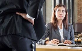 為什麼老闆不也給自己打一下考績？