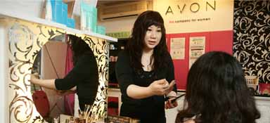 靠聲音傳遞微笑—業務天后  陌生變熟人的社交手法