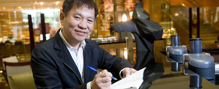 愈愛說笑 人愈紅— 戴勝益：按下幽默開關 達成共識好簡單  