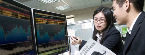 命運逆轉勝！拒當上班窮忙族—　ETF跟著大盤簡單賺