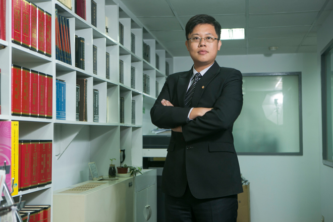 小狗亂大便、霸占騎樓、欠繳管理費— 厝邊歹逗陣　2條例維護權益