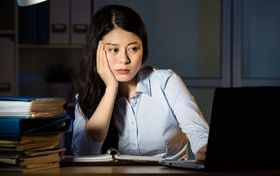 實際上，阻礙著快速完成工作的，是自願長時間工作為了 忙而忙的病態心理。