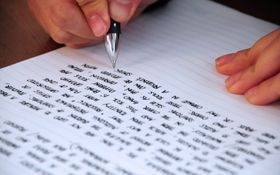 突破職場、應試英文寫作盲點 必學3大重點+5段式寫作！