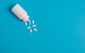 缺乏自信? 這家新創的網路醫療平台提供「神奇小藥丸」，讓你自信滿滿，從此約會、面試、簡報通通無往不利！