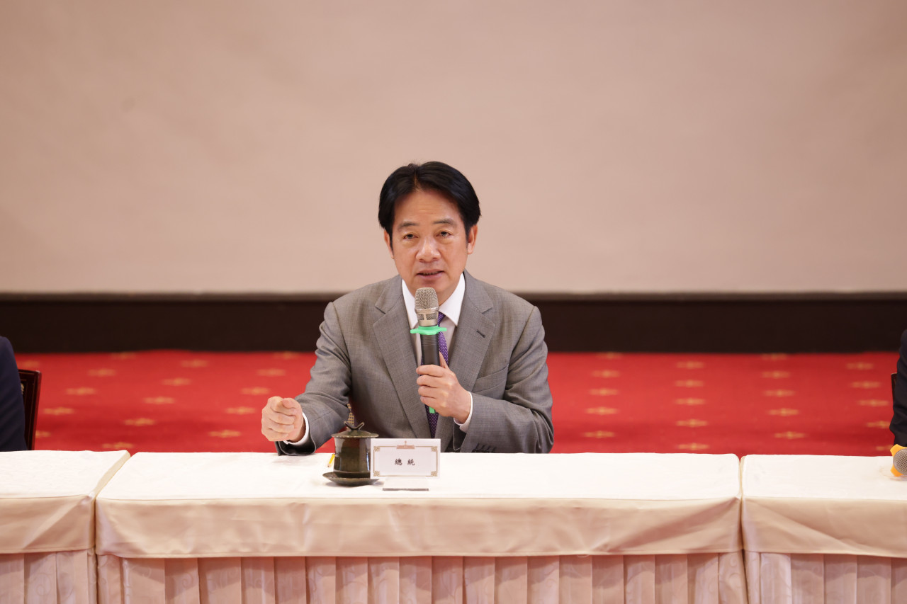 「讓我們一起幫忙談判好嗎」！施俊吉：台灣少給了什麼、要15%還得貢上啥？為何李鎮宇說還算成功
