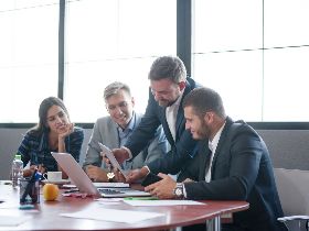 「周休三日」效率更高！國外企業紛實施彈性工時