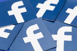 臉書貼假訊息恐遭罰鍰   行政院下周公布細節