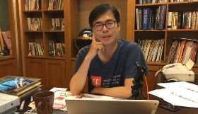 陳其邁直播要請支持者喝咖啡　坦承「不哭不代表不難過」