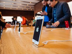 新iPhone電池續航力衰退？外媒實測證實是真的