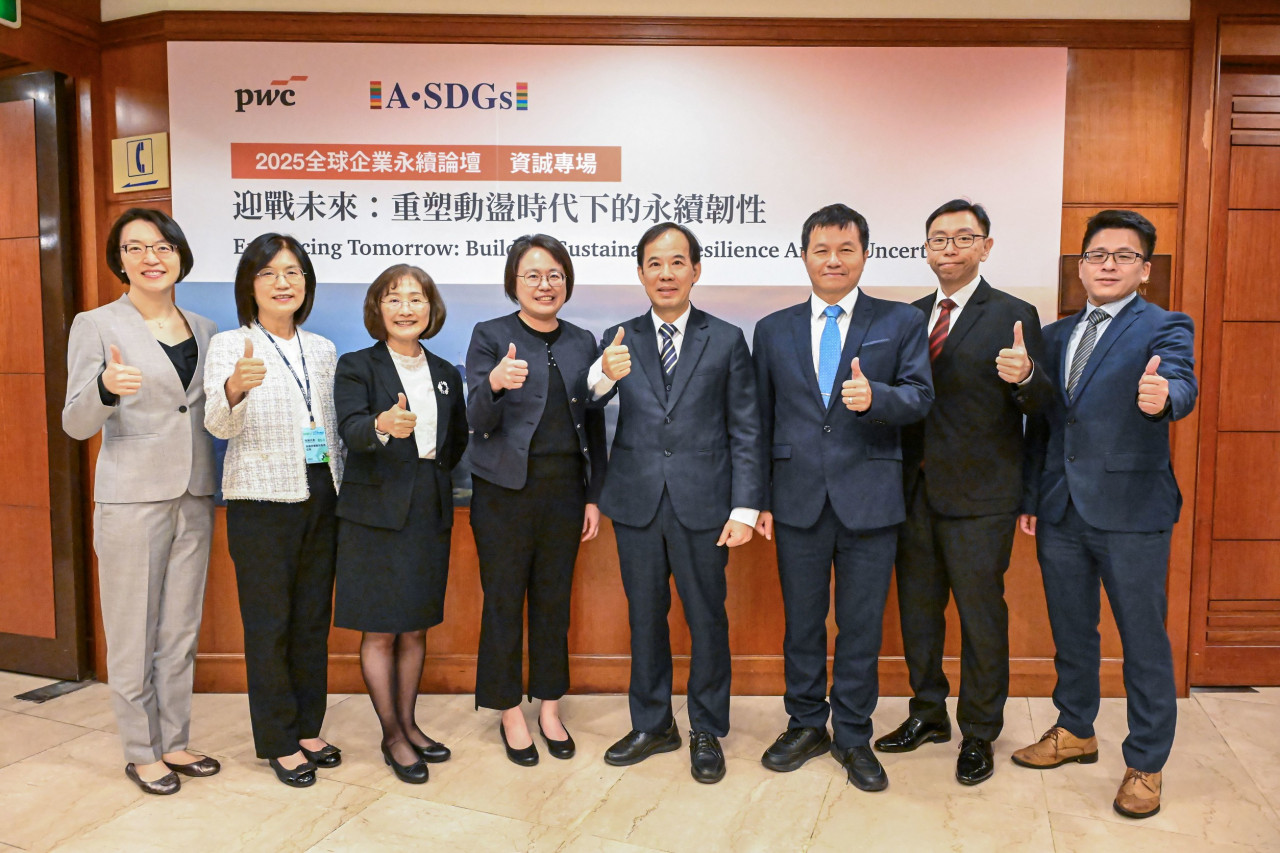 鴻海拋多軌減碳實戰心法！IFRS 永續揭露上路、國際碳管理標準升級，企業進入減碳深水區，該如何迎戰？