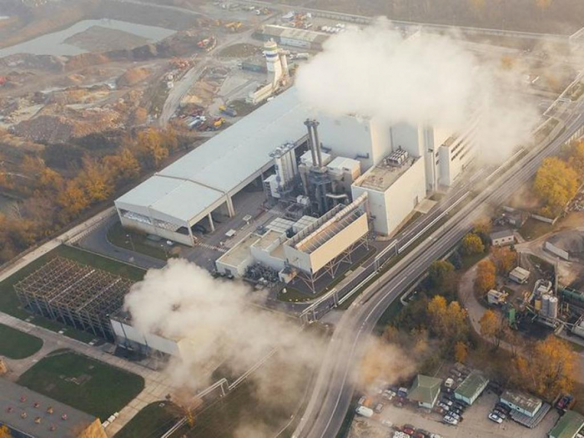 供應鏈永續危機四大落差曝光！全球七成企業拿不到供應商碳排放資料，範疇三減碳為何難突破？