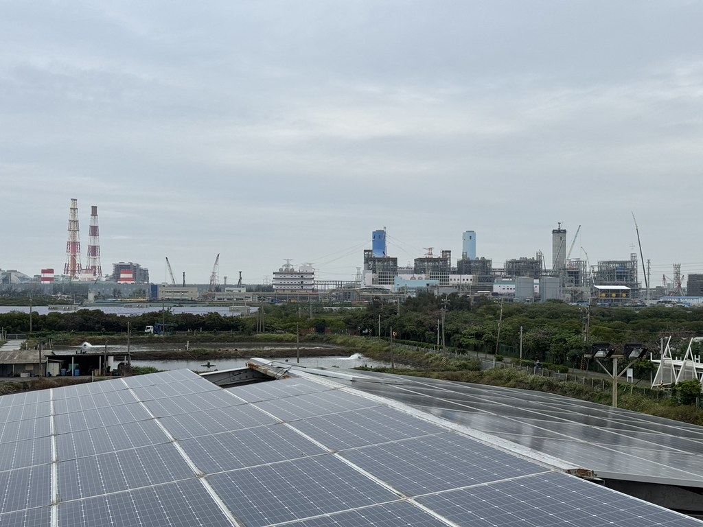 綠電20%目標再跳票！地面光電推動受阻，經濟部優先推屋頂光電，台灣能源轉型下一步怎麼走？