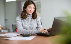 用80％時間做原本的工作，花20％時間探索新的可能