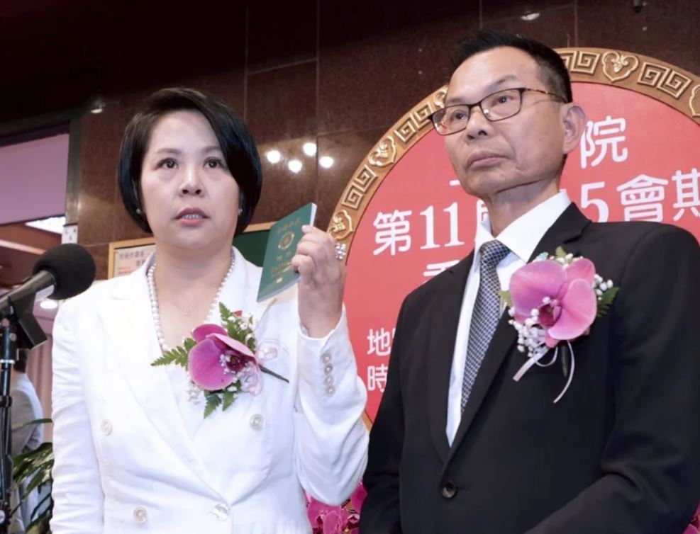 民眾黨立委李貞秀中國籍