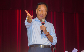 iPhone今年組裝訂單　外資：鴻海變輸家