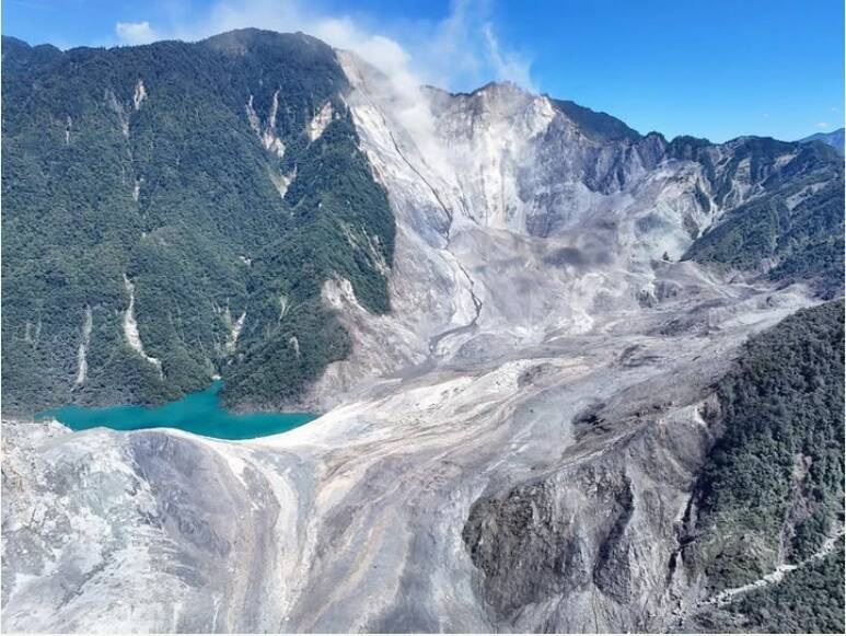 馬太鞍堰塞湖於7月26日形成後，農業部等中央主管機關隨即展開監控。（翻攝自馬太鞍堰塞湖監測紀實網站）