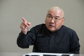 尹衍樑：「嫁掉」高鑫後　先抱著現金睡覺