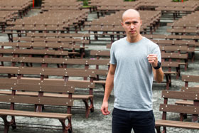 拚體改最後一哩路 黃培閎炫風返台登記參選