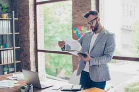 比起擊垮對方不如思考如何提升自己