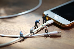 iPhone充電器改款 光寶奪大單