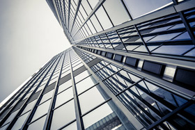 土地天價搶標大驚奇？是真炒作？還是不小心算錯！